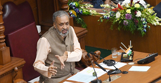 ಪರಿಶಿಷ್ಟರ ಮೀಸಲಾತಿ ಹೆಚ್ಚಳ: ವಿಧಾನಸಭೆಯಲ್ಲಿ ವಿಧೇಯಕ ಮಂಡನೆ