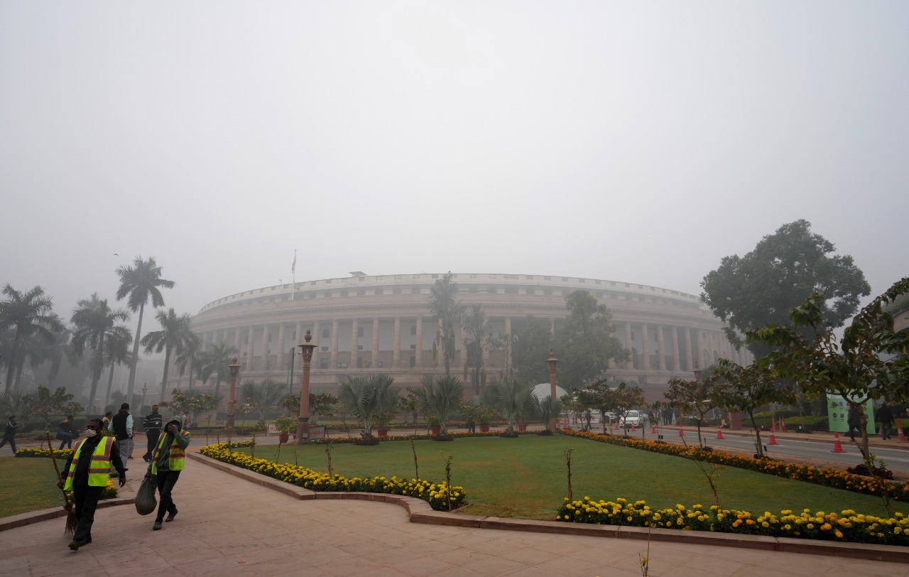 ‘‘ಅತ್ಯಂತ ಕಳಪೆ’’ಗೆ ಇಳಿದ ದಿಲ್ಲಿ ವಾಯು ಗುಣಮಟ್ಟ