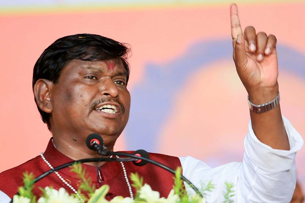 ರಾಜ್ಯದ ಬೆಟ್ಟ ಕುರುಬರಿಗೆ ಎಸ್ಟಿ ಸ್ಥಾನಮಾನ ನೀಡುವ ಮಸೂದೆ ಸಂಸತ್ತಿನಲ್ಲಿ ಅಂಗೀಕಾರ