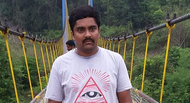 ಕನಕಪುರ: ತಲೆ ಮೇಲೆ ಕಲ್ಲು ಎತ್ತಿ ಹಾಕಿ RTI ಕಾರ್ಯಕರ್ತನ ಕೊಲೆ