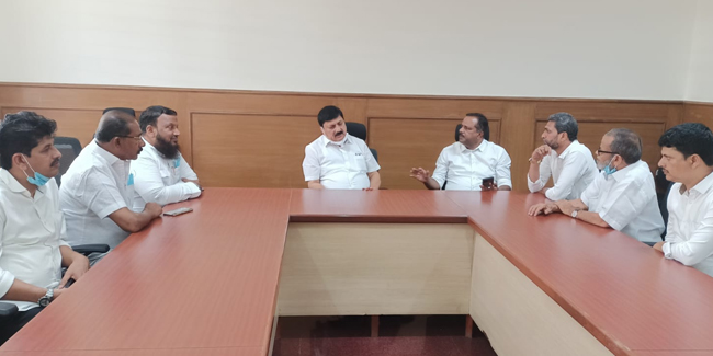 ಯು.ಟಿ. ಖಾದರ್ ನೇತೃತ್ವದಲ್ಲಿ ದ.ಕ ಜಿಲ್ಲಾ ಮುಸ್ಲಿಮ್ ಮುಖಂಡರ ನಿಯೋಗದಿಂದ ಗೃಹ ಸಚಿವರ ಭೇಟಿ