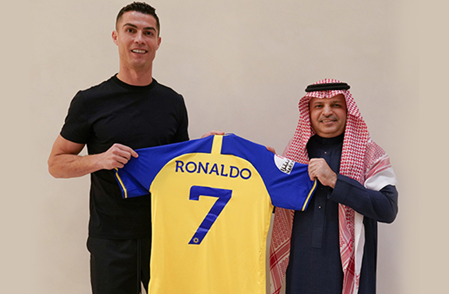 ಸೌದಿ ಅರೇಬಿಯಾದ ಅಲ್-ನಸ್ರ್‌ ಫುಟ್‌ಬಾಲ್‌ ಕ್ಲಬ್‌ ಪಾಲಾದ ರೊನಾಲ್ಡೊ