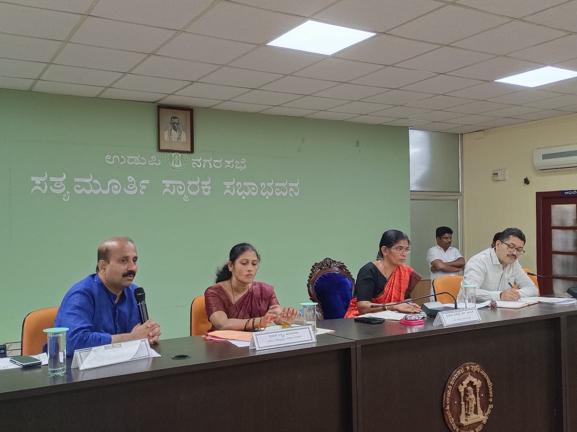 ಉಡುಪಿ ನಗರಸಭೆಯ ಸಾಮಾನ್ಯ ಸಭೆ: ಕುಡ್ಸೆಂಪ್‌ನ ವಾರಾಹಿ ಕಾಮಗಾರಿ ನಿರ್ವಹಣೆಗೆ ಸದಸ್ಯರ ತೀವ್ರ ಅಸಮಾಧಾನ