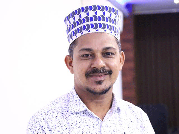 ಬೆಳ್ತಂಗಡಿ ಬಳಿ ರಸ್ತೆ ಅಪಘಾತ: ಸಾಮಾಜಿಕ, ಧಾರ್ಮಿಕ ಮುಖಂಡ ನೌಶಾದ್ ಹಾಜಿ ಸೂರಲ್ಪಾಡಿ ಸಹಿತ ಇಬ್ಬರು ಮೃತ್ಯು ಬೆಳ್ತಂಗಡಿ ಬಳಿ ರಸ್ತೆ ಅಪಘಾತ: ಸಾಮಾಜಿಕ, ಧಾರ್ಮಿಕ ಮುಖಂಡ ನೌಶಾದ್ ಹಾಜಿ ಸೂರಲ್ಪಾಡಿ ಸಹಿತ ಇಬ್ಬರು ಮೃತ್ಯು