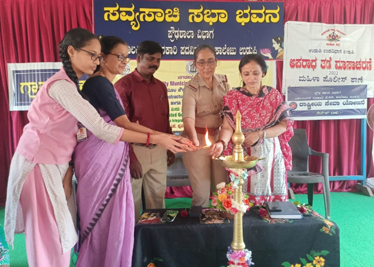 ಸ್ವರಕ್ಷಣೆಯೇ ಮಹಿಳೆಯರಿಗೆ ಭೂಷಣ: ವೆಲೆಟ್ ಫೆಮಿನಾ