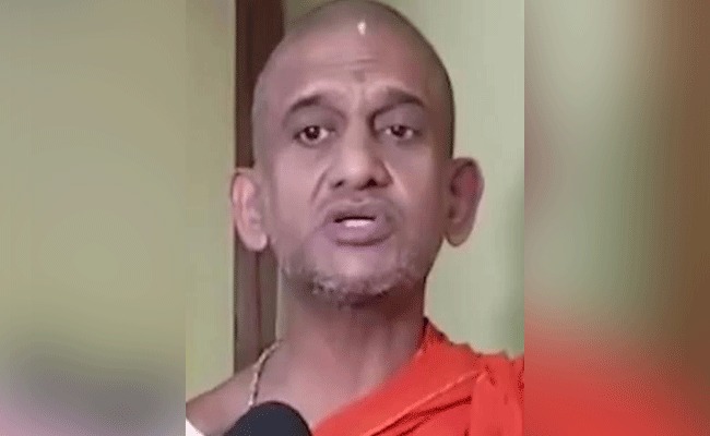 ಪ್ರಾಣಿವಧೆ ಮಾಡಿ ಮಾಂಸವನ್ನು ತೂಗುಹಾಕಬೇಡಿ: ಪೇಜಾವರಶ್ರೀ ಪುನರುಚ್ಚಾರ