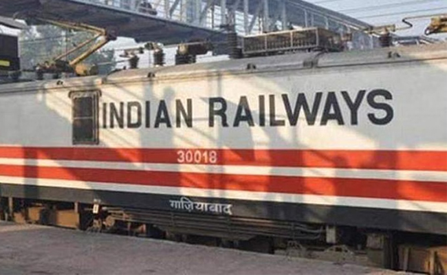ಭಾರತೀಯ ರೈಲ್ವೆಯು ಏಕೆ ಅಷ್ಟೊಂದು ಭೂಮಿಯನ್ನು ಹೊಂದಿದೆ, ಅದು ಅತಿಕ್ರಮಣವನ್ನು ಹೇಗೆ ಎದುರಿಸುತ್ತದೆ?