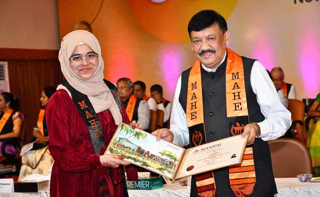 ಮಣಿಪಾಲ ಕಾಲೇಜ್ ಆಫ್ ಹೆಲ್ತ್ ಪ್ರೊಫೆಶನ್ಸ್‌: ಉಡುಪಿಯ ಅರೀಜ್‌ ಅಹ್ಮದ್‌ ಗೆ ಉತ್ತಮ ನಿರ್ಗಮನ ವಿದ್ಯಾರ್ಥಿ ಪ್ರಶಸ್ತಿ