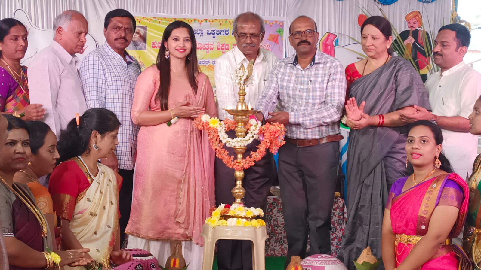 ಸಂಕ್ರಾಂತಿ ಎಂದರೆ ಸಮೃದ್ಧಿಯ ಸಂಕೇತ: ಡಾ.ಮೋಹನ್ ಚಂದ್ರಗುತ್ತಿ