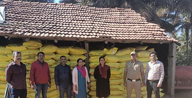 58.65 ಮೆಟ್ರಿಕ್ ಟನ್ ಅಕ್ರಮ ದಾಸ್ತಾನು ಯೂರಿಯಾ ವಶ 58.65 ಮೆಟ್ರಿಕ್ ಟನ್ ಅಕ್ರಮ ದಾಸ್ತಾನು ಯೂರಿಯಾ ವಶ