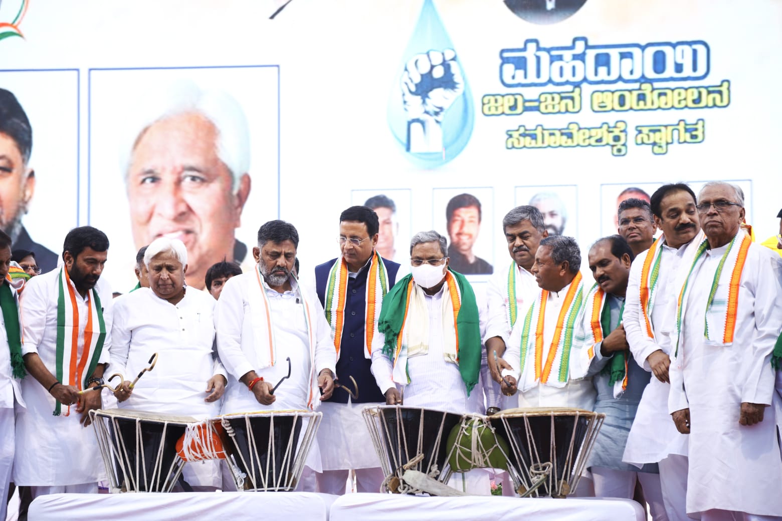 ಕಾಂಗ್ರೆಸ್ ಅಧಿಕಾರಕ್ಕೆ ಬಂದರೆ ನೀರಾವರಿ ಯೋಜನೆಗಳಿಗೆ 5 ವರ್ಷಗಳಲ್ಲಿ 2ಲಕ್ಷ ಕೋಟಿ ರೂ.ಅನುದಾನ: ಸಿದ್ದರಾಮಯ್ಯ