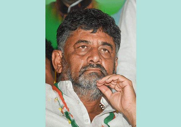 ನಳಿನ್ ಕುಮಾರ್ ಕಟೀಲ್ ಅವರದು ಬಚ್ಚಲು ಬಾಯಿ: ಡಿಕೆಶಿ ತಿರುಗೇಟು