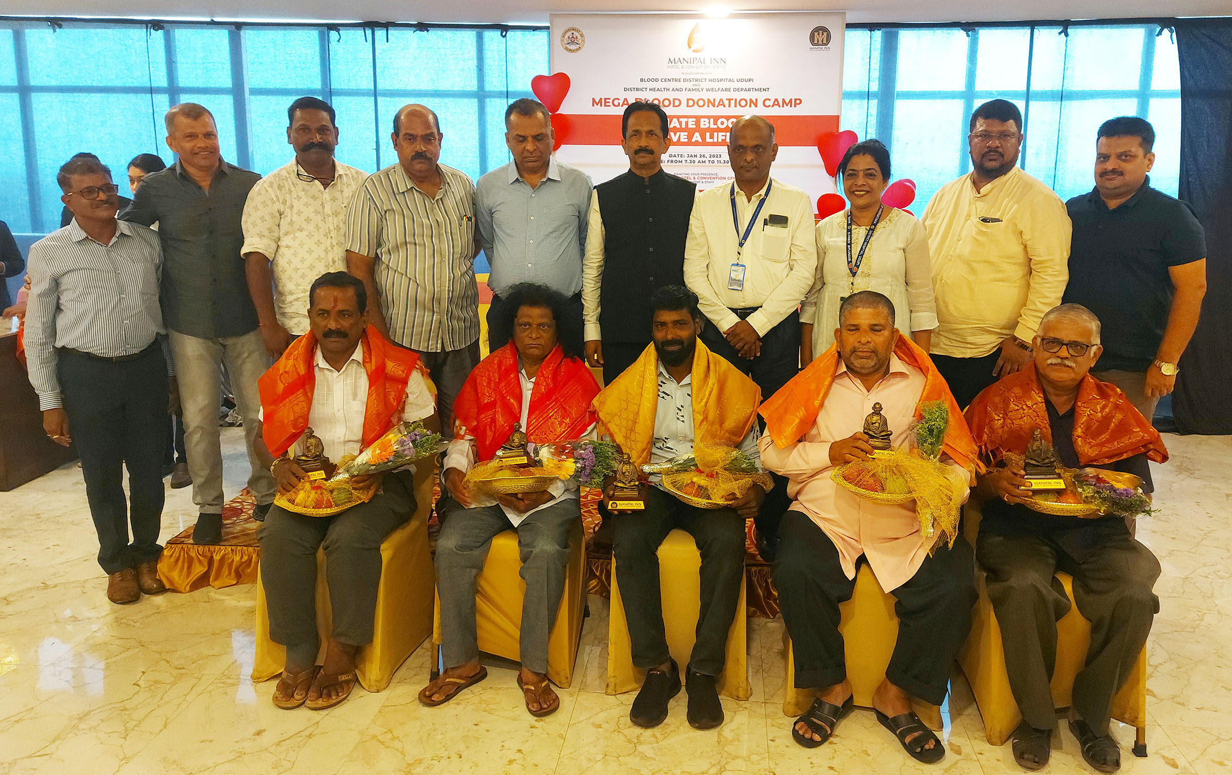 ​ಮಣಿಪಾಲ ಇನ್ ಹೊಟೇಲಿನಲ್ಲಿ ಬೃಹತ್ ರಕ್ತದಾನ ಶಿಬಿರ