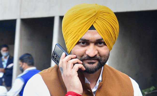 ಹರ್ಯಾಣ ಸಚಿವನ ವಿರುದ್ಧ ಲೈಂಗಿಕ ಕಿರುಕುಳ ಪ್ರಕರಣ: ದೇಶ ತೊರೆಯಲು 1 ಕೋಟಿ ರೂ. ಆಮಿಷ ಒಡ್ಡಲಾಗಿತ್ತು ಎಂದ ಸಂತ್ರಸ್ತೆ