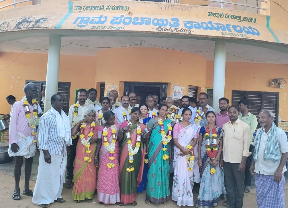 ಪಾವಗಡ: ಪೊನ್ನಸಮುದ್ರ ಗ್ರಾ.ಪಂ. ಅಧ್ಯಕ್ಷರಾಗಿ ತಾಳೇಮರದಹಳ್ಳಿ ಸುಮಿತ್ರಾ ವಿನೋದ್ ಕುಮಾರ್ ಅವಿರೋಧ ಆಯ್ಕೆ