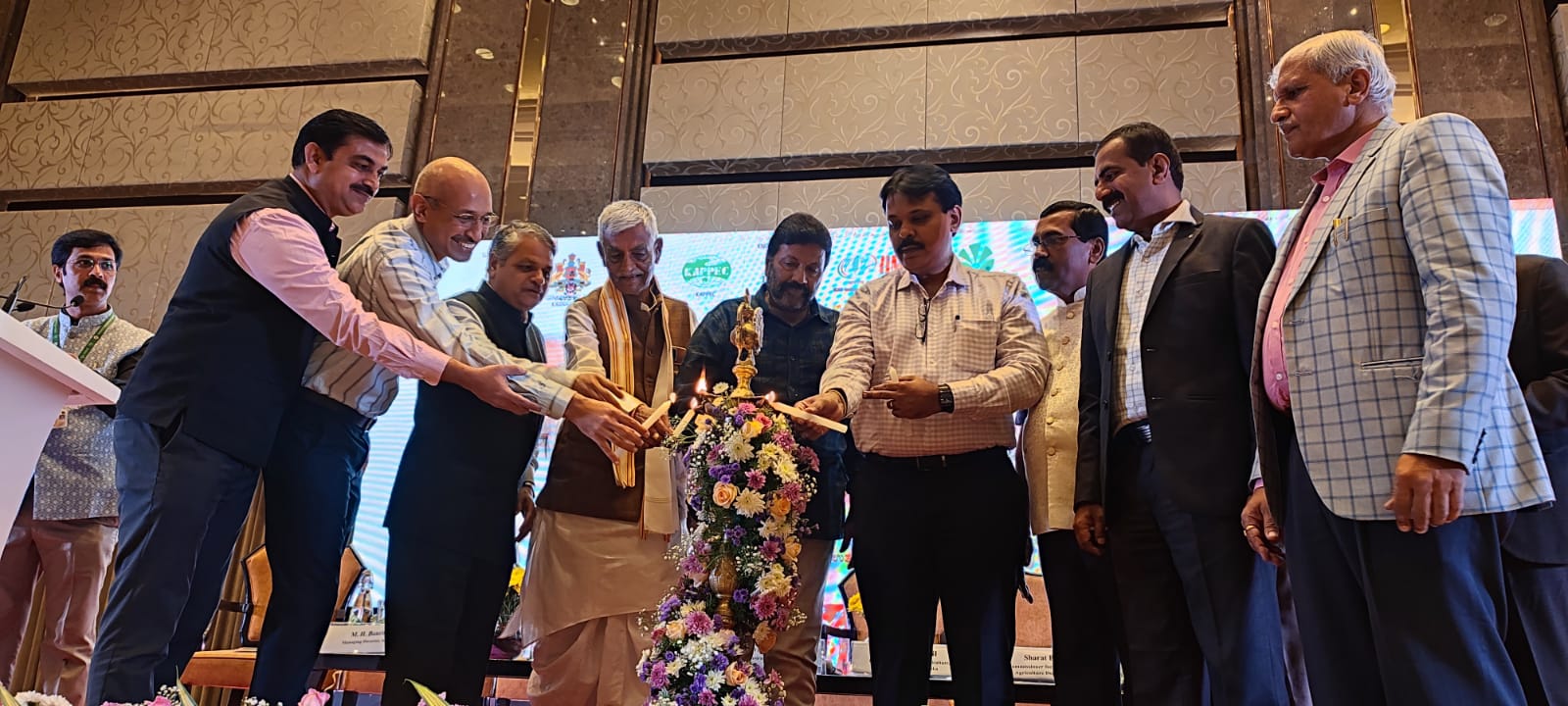 ‘ಜಂಕ್ ಫುಡ್ ಗುಲಾಮಗಿರಿ’ ಯಿಂದ ಹೊರಬನ್ನಿ: ಕೃಷಿ ಸಚಿವ ಬಿ.ಸಿ.ಪಾಟೀಲ್