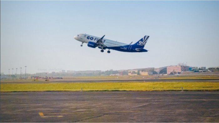 ವಿಮಾನ ಸಿಬ್ಬಂದಿಗೆ ಕಿರುಕುಳ: ಇಬ್ಬರು ವಿದೇಶಿ ಪ್ರಯಾಣಿಕರಿಗೆ ಗೇಟ್‌ಪಾಸ್