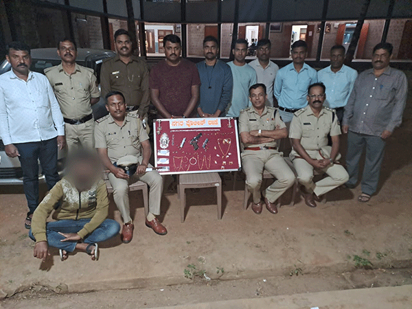 ಚಿಕ್ಕಮಗಳೂರು | ವಿವಿಧ ಕಳ್ಳತನ ಪ್ರಕರಣಗಳಲ್ಲಿನ ಆರೋಪಿಯ ಸೆರೆ: 20 ಲಕ್ಷ ರೂ. ಮೌಲ್ಯದ ಸೊತ್ತು ವಶ