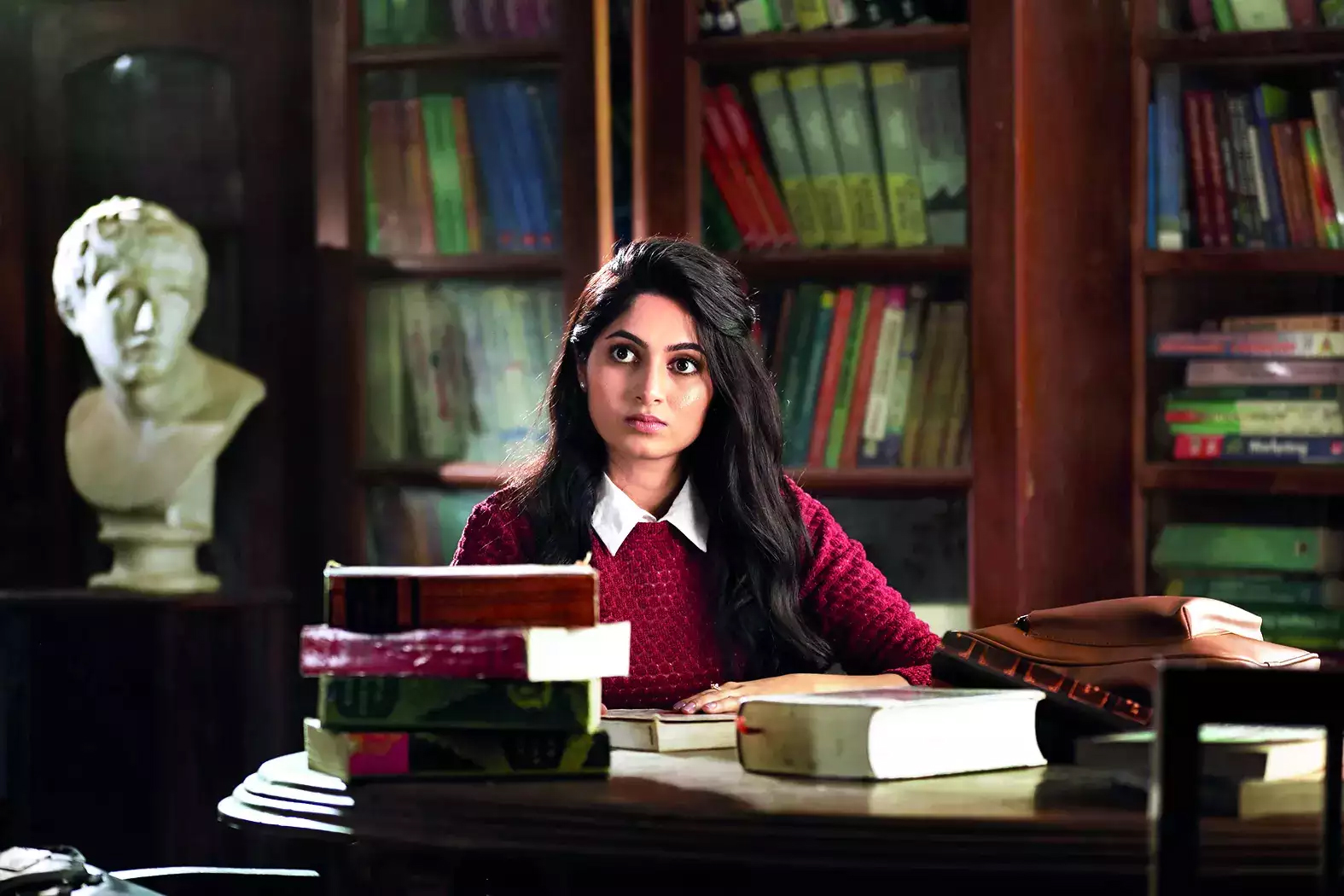 ಭೂತಕಾಲದ ಕತೆ ಹೇಳುವ ದೆವ್ವ