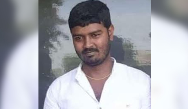 ಮಂಡ್ಯ: ಮರದ ರೆಂಬೆ ಬಿದ್ದು ಪೌರಕಾರ್ಮಿಕ ಮೃತ್ಯು