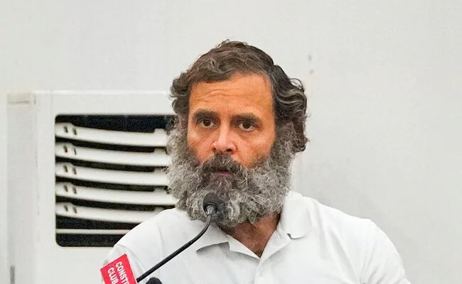 ವಾರಾಣಸಿಯಲ್ಲಿ ರಾಹುಲ್ ಗಾಂಧಿಯ ವಿಮಾನ ಇಳಿಸಲು ಅನುಮತಿ ನಿರಾಕರಣೆ: ಕಾಂಗ್ರೆಸ್ ಕಿಡಿ