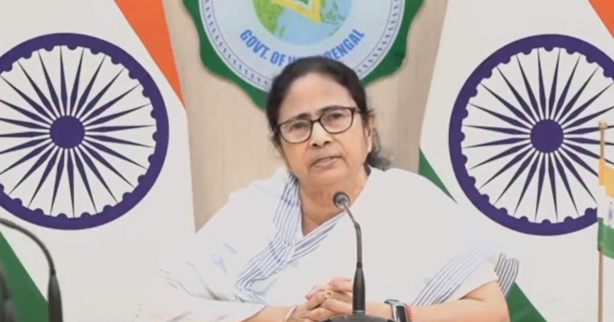 ಕೇಂದ್ರ ಸರಕಾರ 10 ಲಕ್ಷ ರೂ. ಆರೋಗ್ಯ ವಿಮೆ ನೀಡಿದರೆ ನಾವು ಹಸುಗಳನ್ನು ಅಪ್ಪಿಕೊಳ್ಳುತ್ತೇವೆ: ಮಮತಾ ವ್ಯಂಗ್ಯ