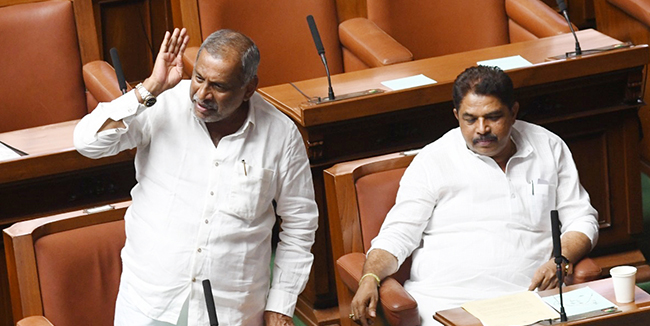 ನಾಟಕದಲ್ಲಿ ಅಂಬೇಡ್ಕರ್ ಗೆ ಅವಮಾನ | ಜೈನ್ ವಿವಿ ರದ್ದುಪಡಿಸಲು ಪರಿಶೀಲಿಸಿ ಕ್ರಮ: ಸಚಿವ ಮಾಧುಸ್ವಾಮಿ