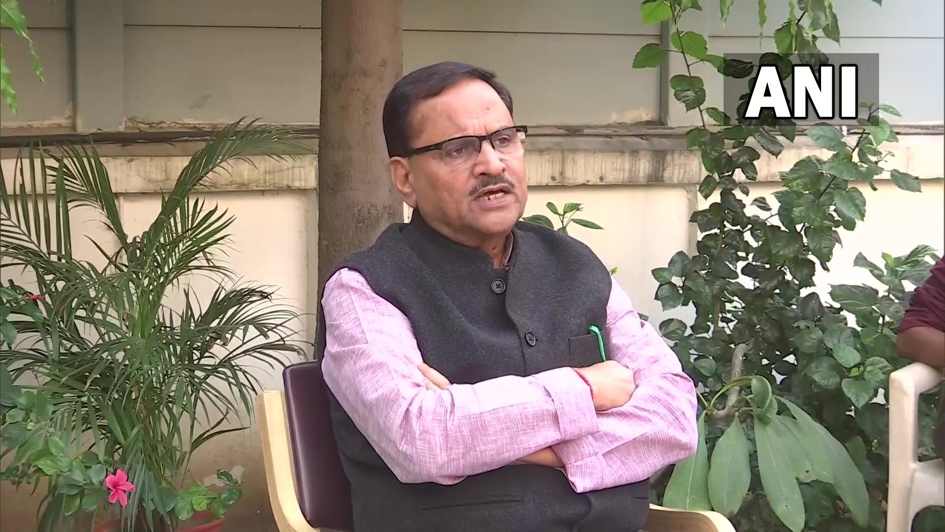 ರಾಜಸ್ಥಾನ ಕಾಂಗ್ರೆಸ್ ಮುಖ್ಯ ಸಚೇತಕ ಮಹೇಶ್ ಜೋಶಿ ರಾಜೀನಾಮೆ ಅಂಗೀಕರಿಸಿದ  ಅಶೋಕ್ ಗೆಹ್ಲೋಟ್