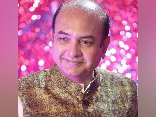 ಮಿರ್ಝಾಪುರ್ ಖ್ಯಾತಿಯ ನಟ ಶಹನವಾಝ್ ಪ್ರಧಾನ್ ಪ್ರಶಸ್ತಿ ಪ್ರದಾನ ಸಮಾರಂಭದಲ್ಲಿ ಕುಸಿದು ಬಿದ್ದು ಮೃತ್ಯು ಮಿರ್ಝಾಪುರ್ ಖ್ಯಾತಿಯ ನಟ ಶಹನವಾಝ್ ಪ್ರಧಾನ್ ಪ್ರಶಸ್ತಿ ಪ್ರದಾನ ಸಮಾರಂಭದಲ್ಲಿ ಕುಸಿದು ಬಿದ್ದು ಮೃತ್ಯು