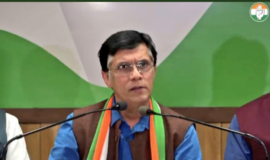 ಪವನ್ ಖೇರಾರನ್ನು ವಿಮಾನದಿಂದ ಕೆಳಗಿಳಿಸಿ, ಬಂಧನ:ಸುಪ್ರೀಂ ಕೋರ್ಟ್‌ ಮೊರೆ ಹೋದ ಕಾಂಗ್ರೆಸ್