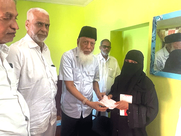 ರಸ್ತೆ ಅಪಘಾತದಲ್ಲಿ ಮೃತಪಟ್ಟ ಉಳಾಯಿಬೆಟ್ಟು ಮುಷರಫ್ ಕುಟುಂಬಕ್ಕೆ ಮುಸ್ಲಿಮ್ ಸೆಂಟ್ರಲ್ ಕಮಿಟಿ ಆರ್ಥಿಕ ನೆರವು