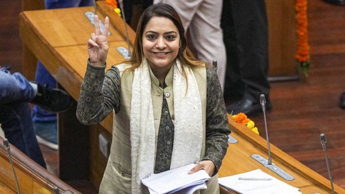 ದಿಲ್ಲಿ ಮಹಾನಗರ ಪಾಲಿಕೆ ಸ್ಥಾಯಿ ಸಮಿತಿಗೆ ಹೊಸ ಚುನಾವಣೆ: ಮೇಯರ್ ಶೆಲ್ಲಿ ಒಬೆರಾಯ್ ಘೋಷಣೆ