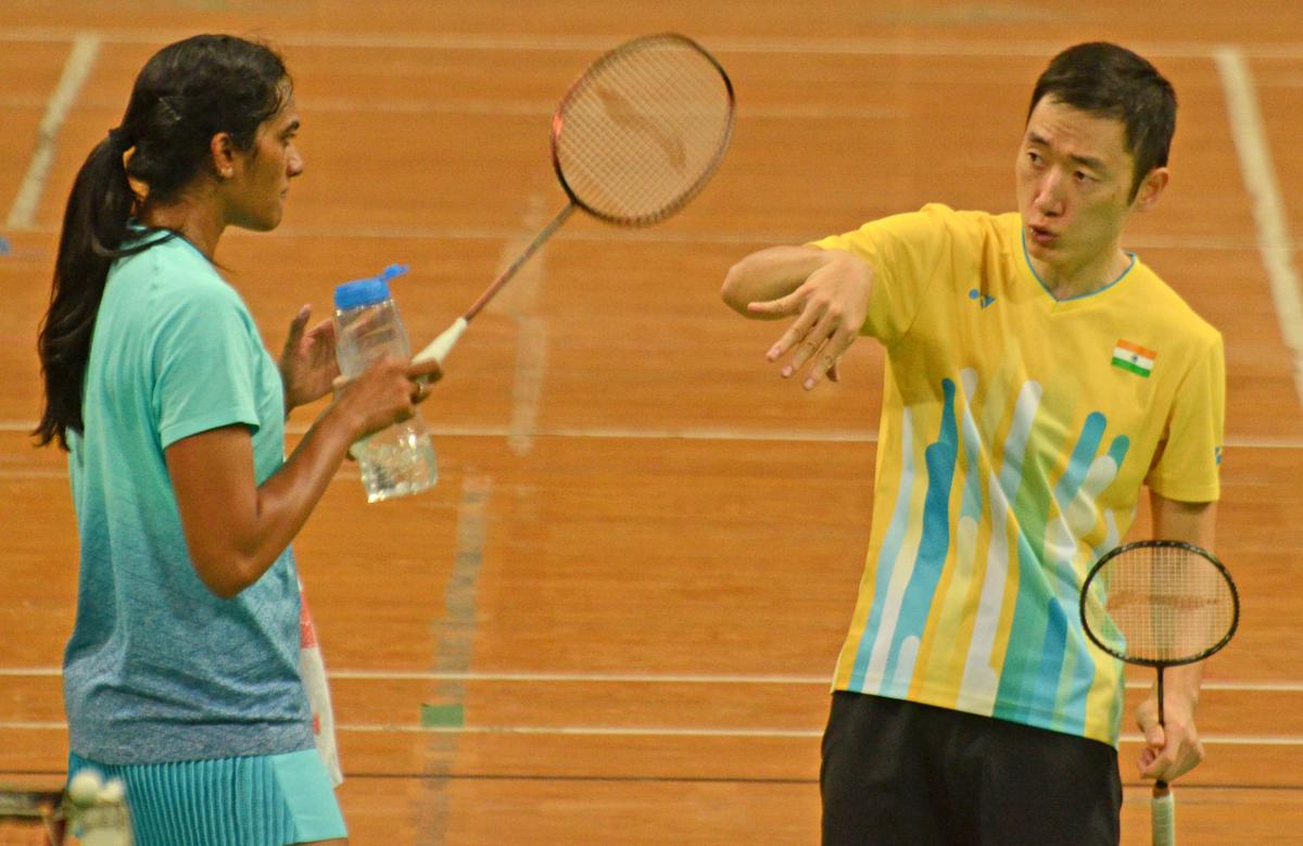 ಸಿಂಧುರಿಂದ ಬೇರ್ಪಟ್ಟ ದ. ಕೊರಿಯಾದ ಕೋಚ್ ಸಾಂಗ್