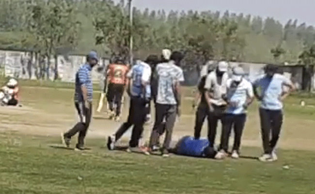 ಮೈದಾನದಲ್ಲೇ ತೀವ್ರ ಹೃದಯಾಘಾತದಿಂದ ಕ್ರಿಕೆಟಿಗ ಮೃತ್ಯು