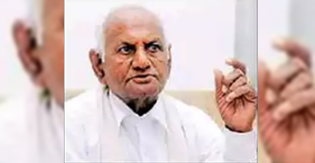 ಬುಲ್ಡೋಜರ್ ನಿಂದ ಮನೆ ರಕ್ಷಿಸಿಕೊಳ್ಳಲು ಶತಾಯುಷಿ, ಮಾಜಿ ಚಂಬಲ್ ಡಕಾಯಿತ ಹೋರಾಟ