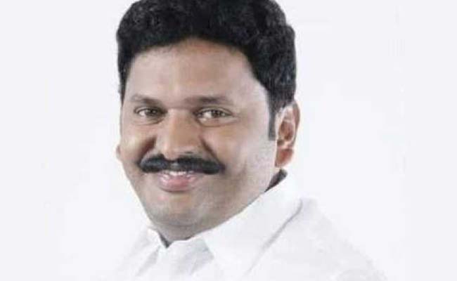 ಬಿಜೆಪಿಯ ದುರಾಡಳಿತ, ಕೊಟ್ಟ ಕುದುರೆಯನ್ನೇರಲಾರದ  ಜೆಡಿಎಸ್ ಬಗ್ಗೆ ಜನರಿಗೆ ಹೇಳುತ್ತೇವೆ: ಎಚ್.ಪಿ. ಮಂಜುನಾಥ್