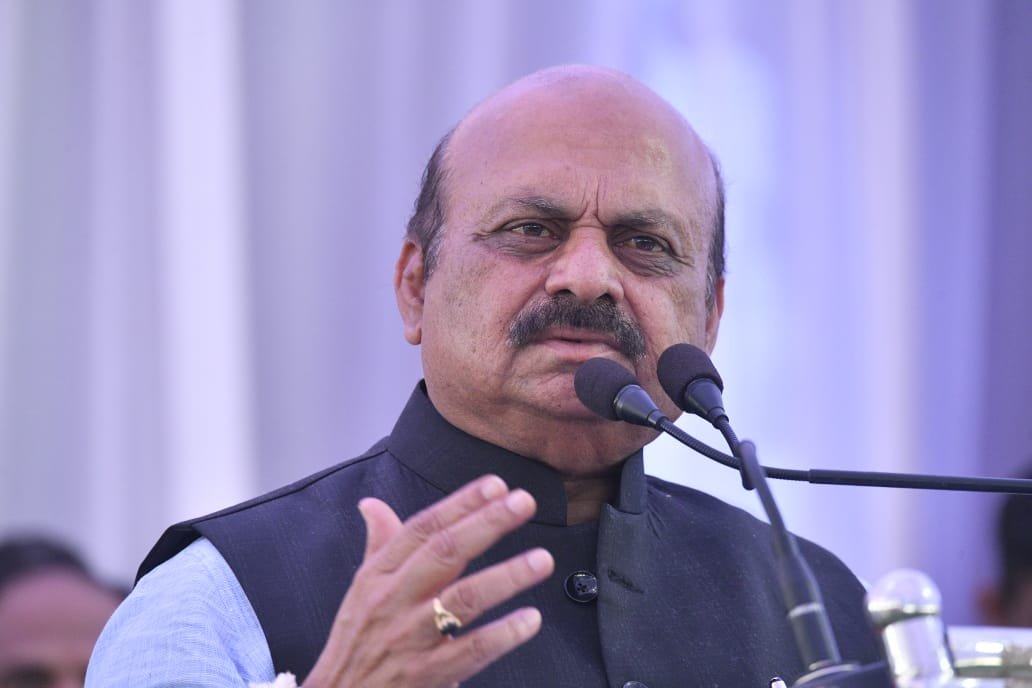 ಕಿರಾಣಿ ಅಂಗಡಿಗಳು ನೀಡುವ ಸೇವೆ ಮಾಲ್‍ಗಳು ನೀಡುವುದಿಲ್ಲ: ಮುಖ್ಯಮಂತ್ರಿ ಬೊಮ್ಮಾಯಿ