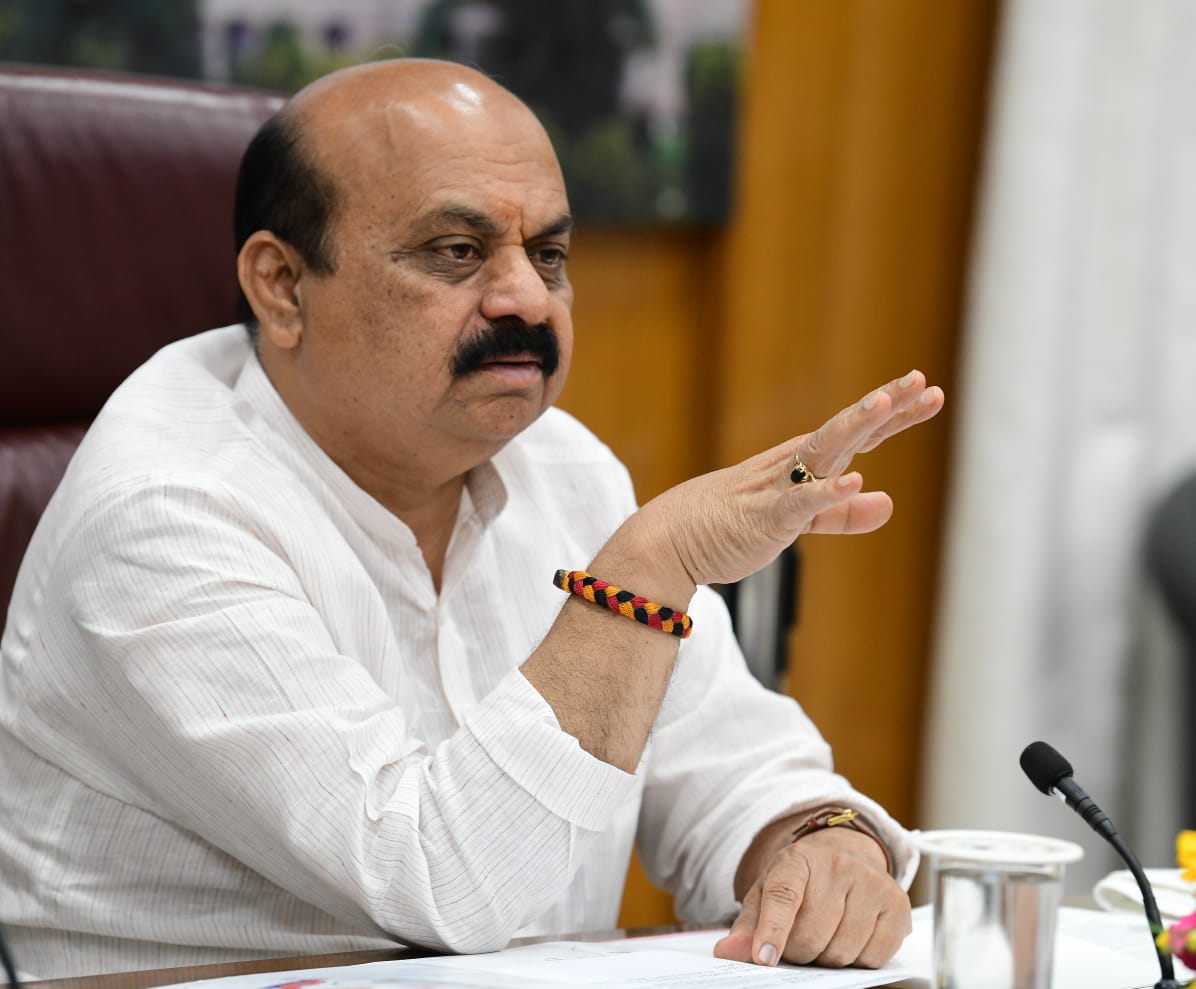 ಸಕಲ ಸರಕಾರಿ ಗೌರವದೊಂದಿಗೆ ಮಾಜಿ ಸಂಸದ ಧ್ರುವನಾರಾಯಣ ಅಂತ್ಯಕ್ರಿಯೆ: ಸಿಎಂ ಬೊಮ್ಮಾಯಿ