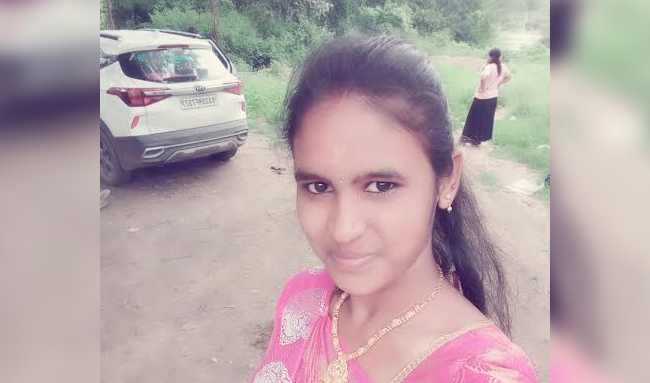 ಕುಶಾಲನಗರ | ದಲಿತ ಯುವತಿಯ ಅನುಮಾನಾಸ್ಪದ ಸಾವಿನ ಪ್ರಕರಣ: ಪತಿಯ ಮನೆ ಮುಂದೆ ಮೃತದೇಹವಿರಿಸಿ ಪ್ರತಿಭಟನೆ