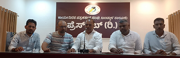 ಮಾ.18,19ರಂದು ನವೀಕೃತಗೊಂಡ ಮೂಲರಪಟ್ನ ಮುಹಿಯುದ್ದೀನ್ ಜುಮಾ ಮಸೀದಿ ಲೋಕಾರ್ಪಣೆ ಮಾ.18,19ರಂದು ನವೀಕೃತಗೊಂಡ ಮೂಲರಪಟ್ನ ಮುಹಿಯುದ್ದೀನ್ ಜುಮಾ ಮಸೀದಿ ಲೋಕಾರ್ಪಣೆ