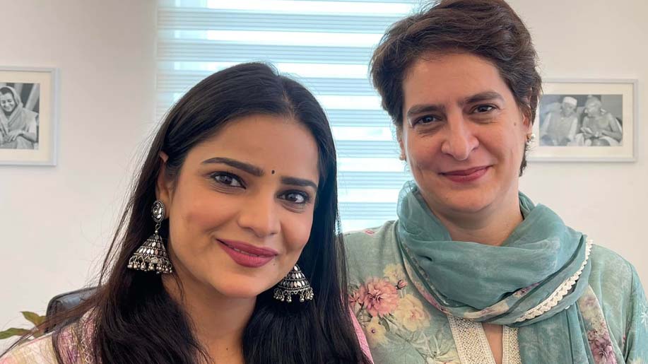 ಪ್ರಿಯಾಂಕಾ ಗಾಂಧಿ ಆಪ್ತ ಸಹಾಯಕನ ವಿರುದ್ಧ ಜೀವ ಬೆದರಿಕೆ ಆರೋಪ ಹೊರಿಸಿದ ಬಿಗ್ ಬಾಸ್-16ರ ಸ್ಪರ್ಧಿ ಅರ್ಚನಾ ಪ್ರಿಯಾಂಕಾ ಗಾಂಧಿ ಆಪ್ತ ಸಹಾಯಕನ ವಿರುದ್ಧ ಜೀವ ಬೆದರಿಕೆ ಆರೋಪ ಹೊರಿಸಿದ ಬಿಗ್ ಬಾಸ್-16ರ ಸ್ಪರ್ಧಿ ಅರ್ಚನಾ