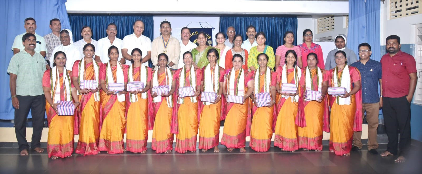 ಮಹಿಳಾ ದಿನಾಚರಣೆ: ಅಂಗನವಾಡಿ ಕಾರ್ಯಕರ್ತರಿಗೆ ಸನ್ಮಾನ