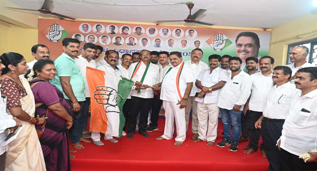 ಬಂಟ್ವಾಳ : ಜೆಡಿಎಸ್ ದ.ಕ ಜಿಲ್ಲಾ ಕಾರ್ಯದರ್ಶಿ ಇಬ್ರಾಹಿಂ ಕೈಲಾರ್ ಕಾಂಗ್ರೆಸ್ ಗೆ ಸೇರ್ಪಡೆ