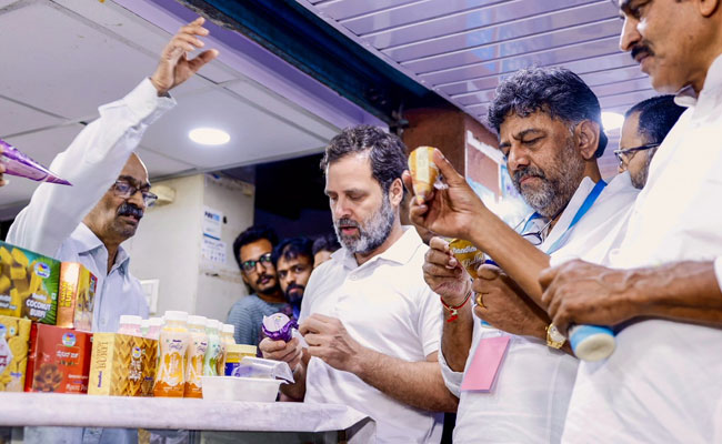 ನಂದಿನಿ ಕರ್ನಾಟಕದ ಹೆಮ್ಮೆ: ನಂದಿನಿ ಐಸ್ ಕ್ರೀಂ ಸವಿದು ಮೆಚ್ಚುಗೆ ವ್ಯಕ್ತಪಡಿಸಿದ ರಾಹುಲ್ ಗಾಂಧಿ