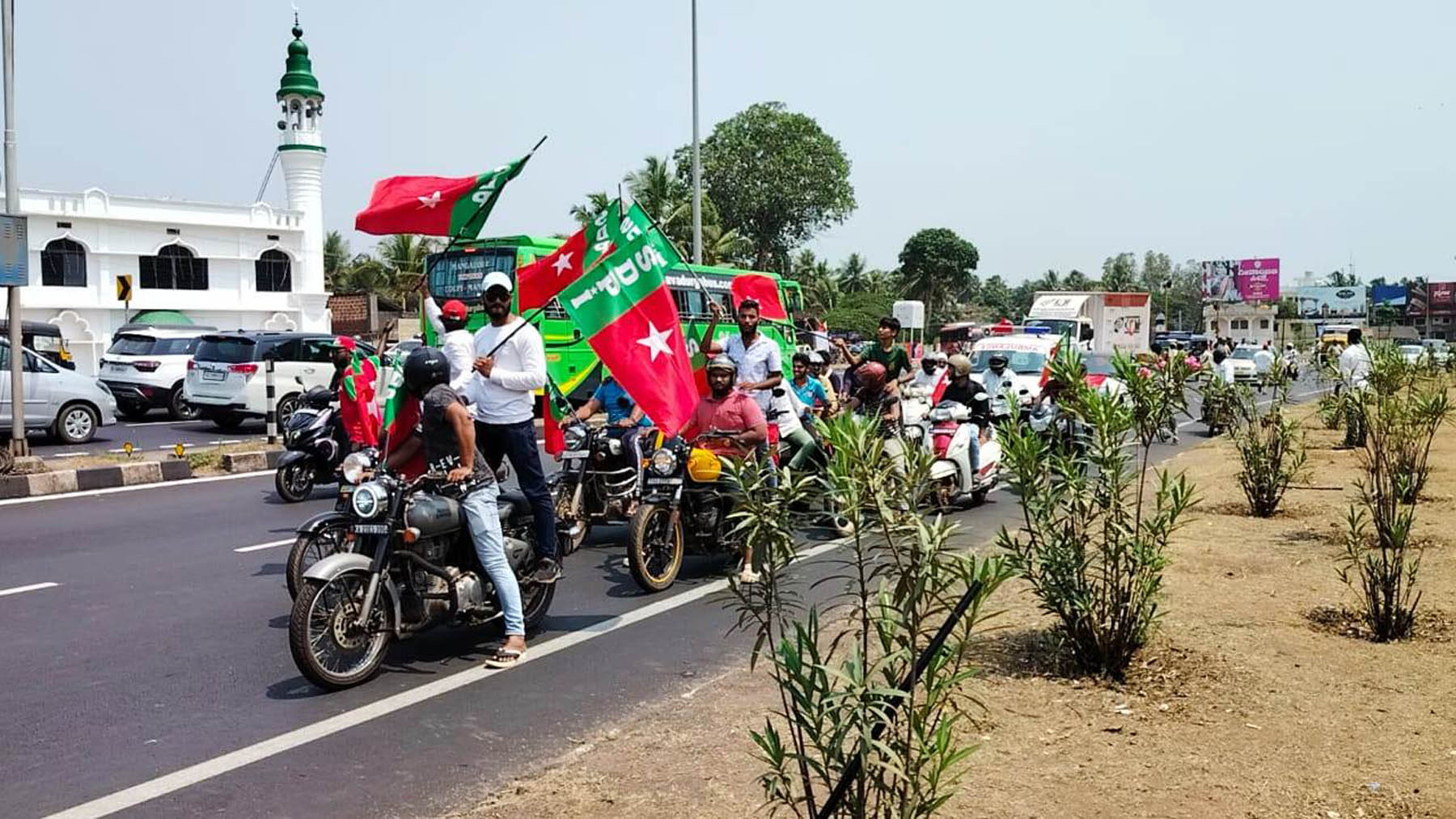 ಎಸ್‍ಡಿಪಿಐ ಅಭ್ಯರ್ಥಿ ಹನೀಫ್ ಮೂಳೂರು ನಾಮಪತ್ರ ಸಲ್ಲಿಕೆ