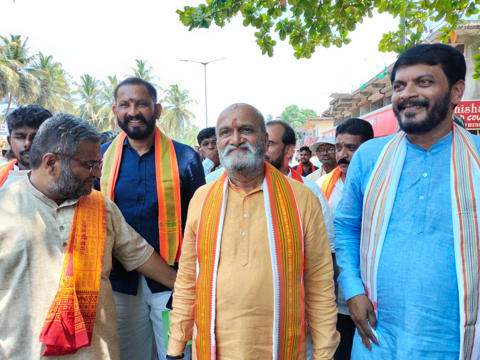 ಕಾರ್ಕಳ: ಪಕ್ಷೇತರ ಅಭ್ಯರ್ಥಿಯಾಗಿ ಪ್ರಮೋದ್ ಮುತಾಲಿಕ್ ನಾಮಪತ್ರ ಸಲ್ಲಿಕೆ