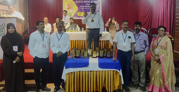 ಉಡುಪಿ ಜಯಂಟ್ಸ್ ಅಧ್ಯಕ್ಷ ಇಕ್ಬಾಲ್ ಮನ್ನಾ ಸಹಿತ ಪದಾಧಿಕಾರಿಗಳ ಪದಗ್ರಹಣ