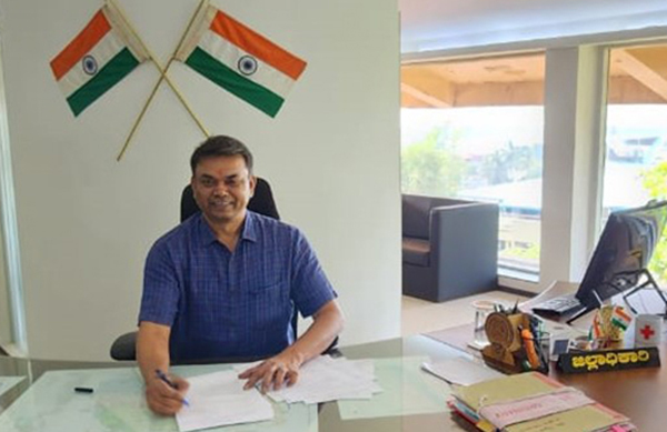 ದ.ಕ.ಜಿಲ್ಲೆಯಲ್ಲಿ 17 ಅಭ್ಯರ್ಥಿಗಳಿಂದ ನಾಮಪತ್ರ ಸಲ್ಲಿಕೆ: ಡಿಸಿ ರವಿಕುಮಾರ್