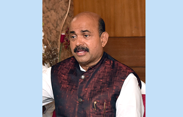 ಜೆಡಿಎಸ್ ಸೇರಿದ ಮೊಯ್ದಿನ್ ಬಾವ: ಮಂಗಳೂರು ನಗರ ಉತ್ತರದಿಂದ ಸ್ಪರ್ಧೆ