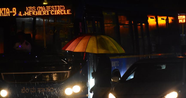 ಬೆಂಗಳೂರು ಸೇರಿದಂತೆ ರಾಜ್ಯದ ಹಲವೆಡೆ ಇನ್ನೆರಡು ದಿನ ಗುಡುಗು ಸಹಿತ ಮಳೆ ಸಾಧ್ಯತೆ